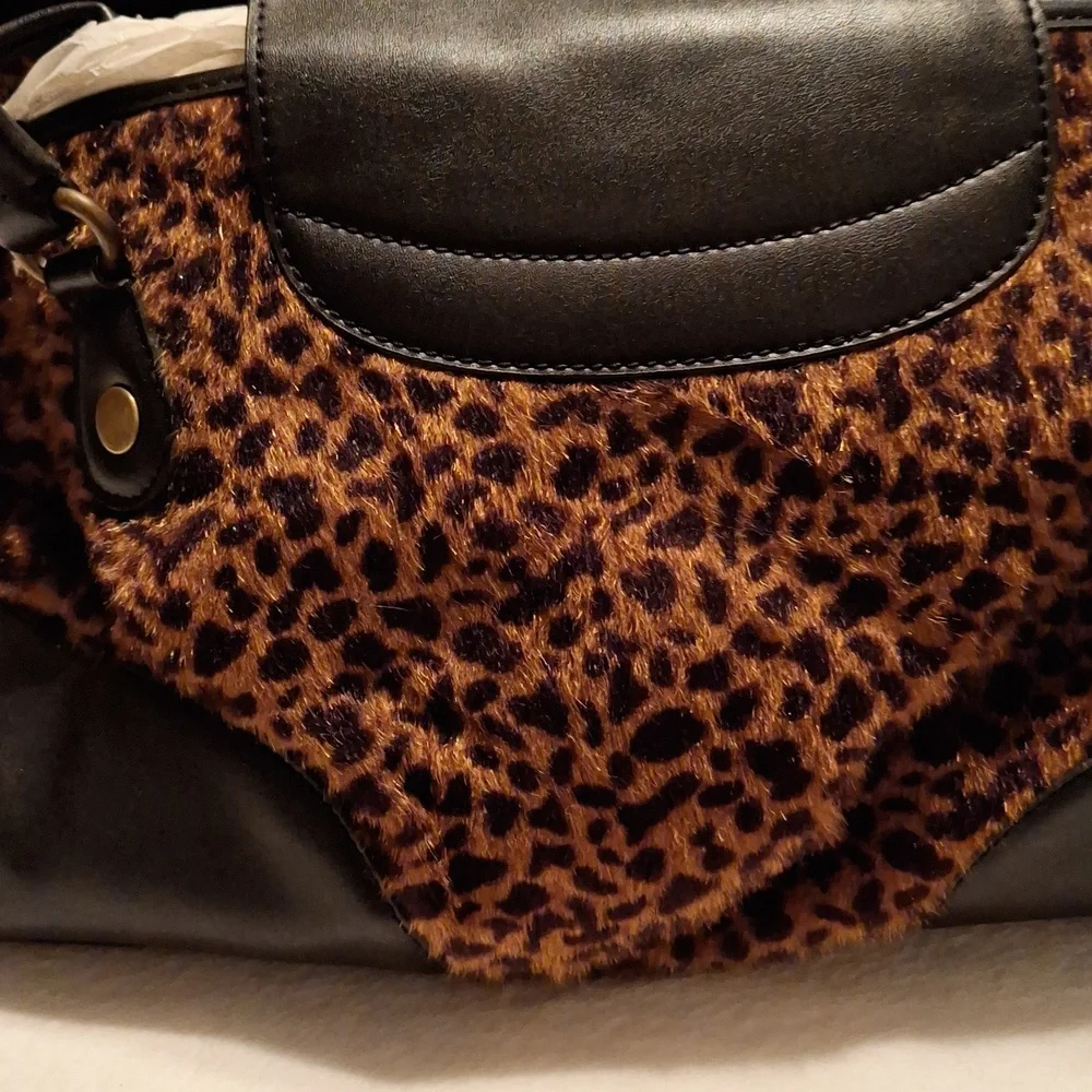Purse - Picture 2 of 2
